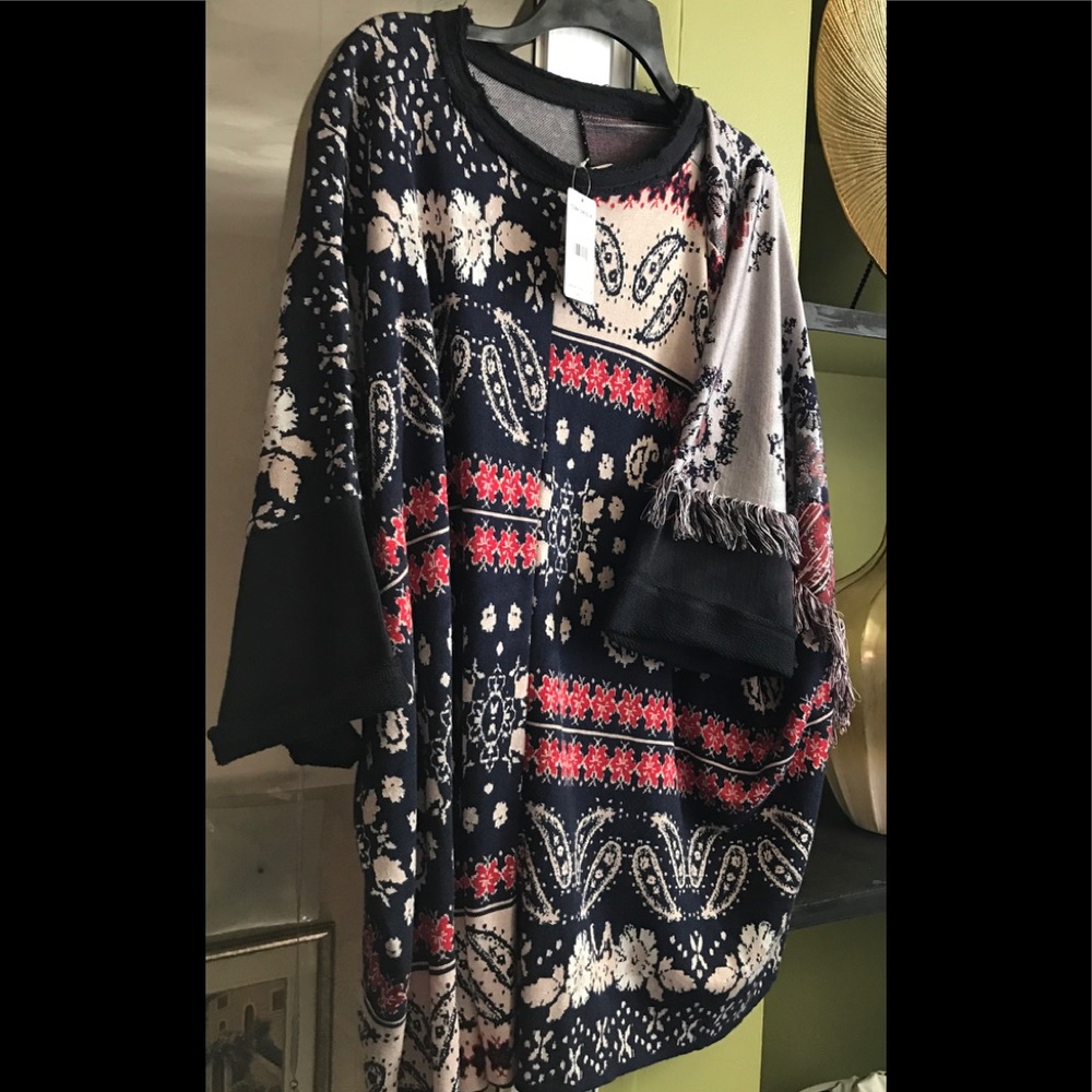 FREE PEOPLE tunic top with side fringes wonderful